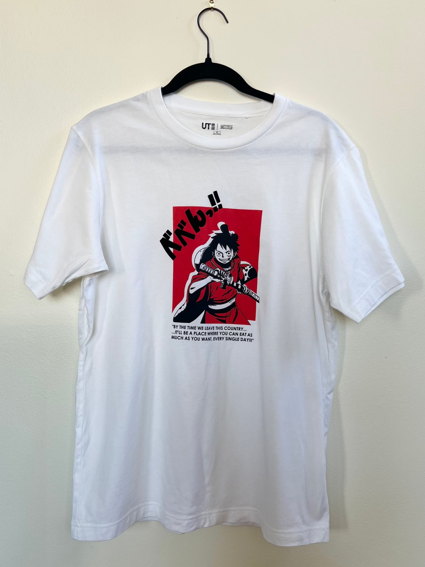 "Uniqlo" ONE PIECE t-shirt - Size M