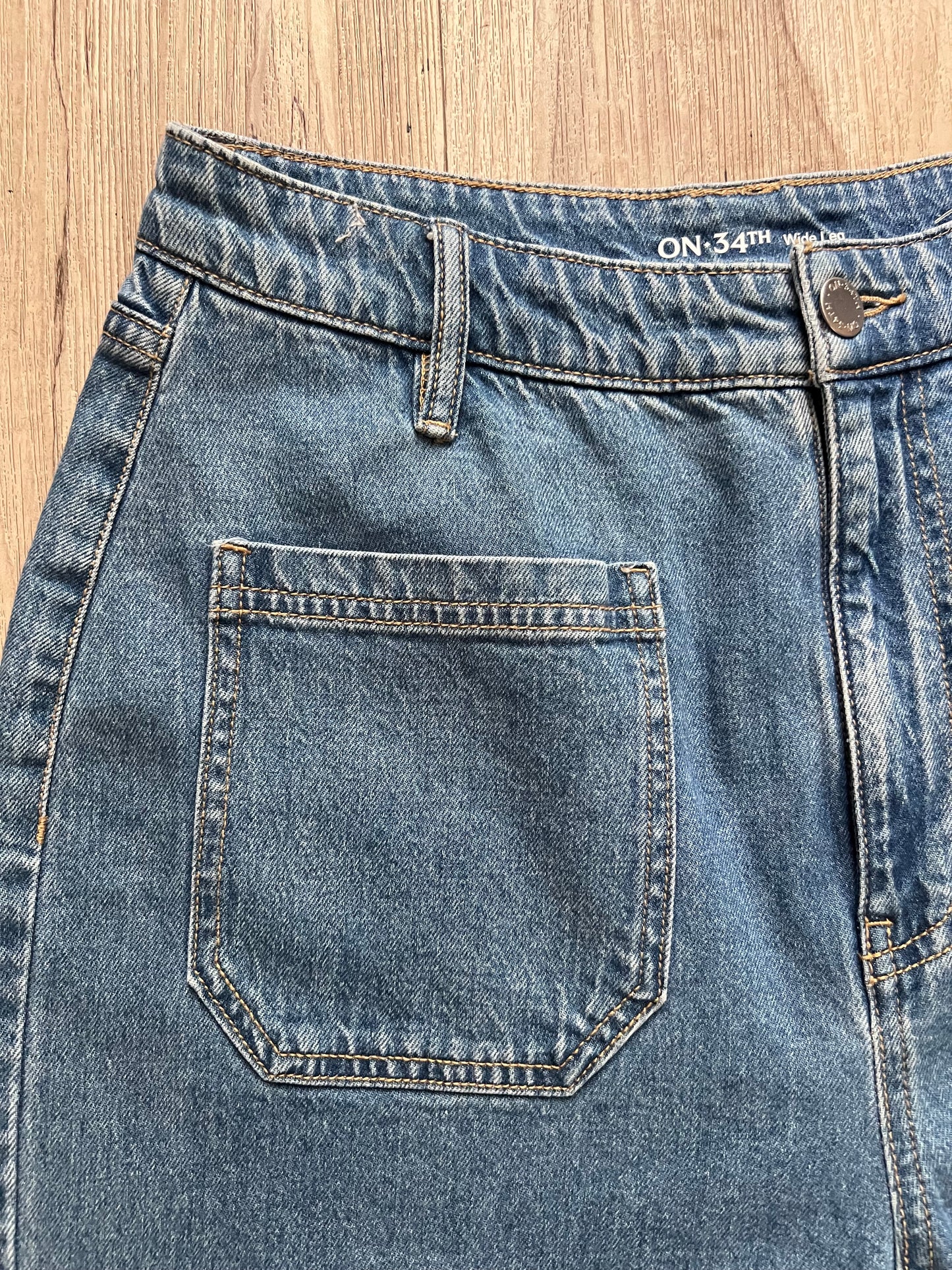 "On 34th" high-rise and wide-leg jeans / Size 10