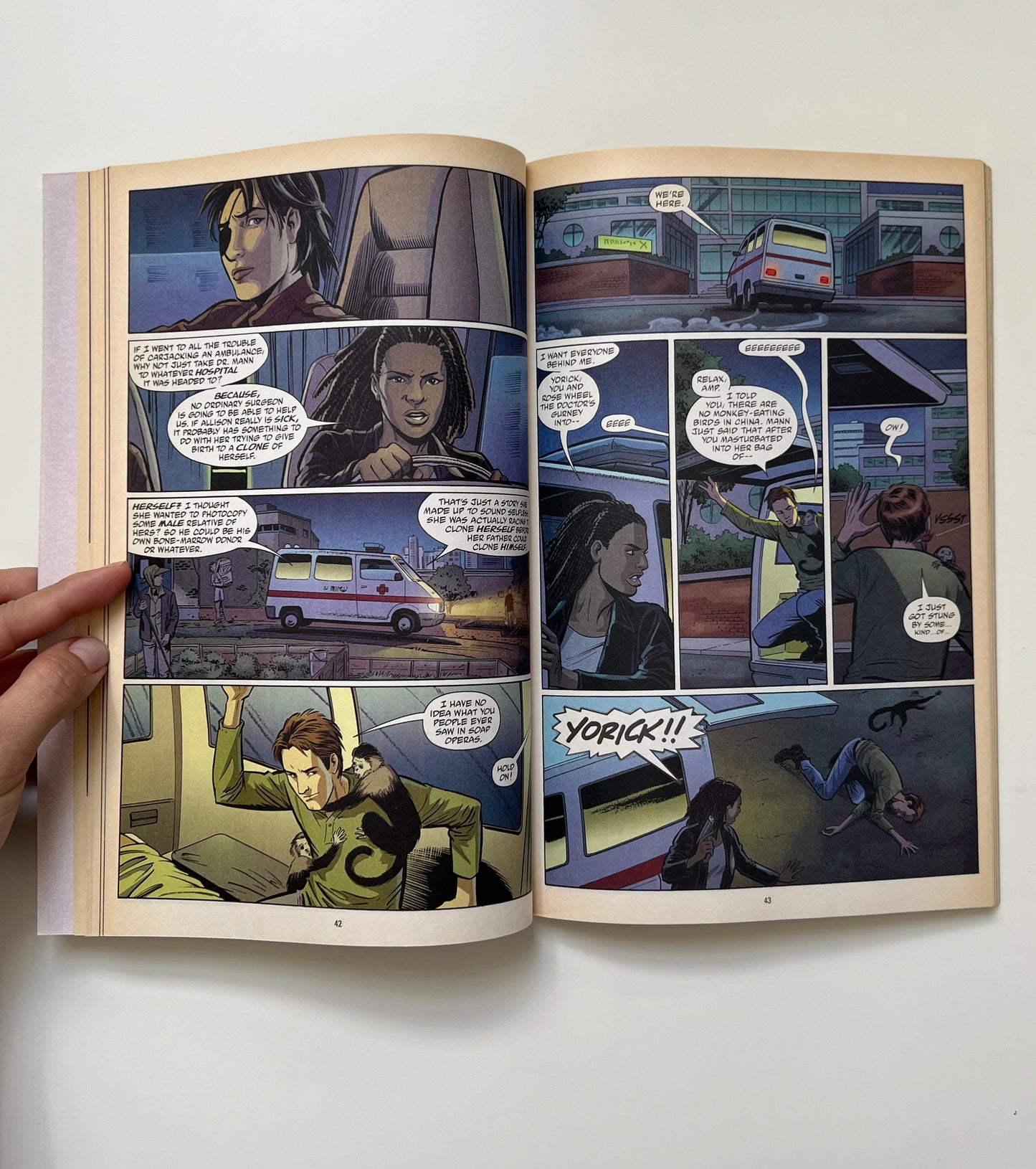 "The last man" - Motherland / Vertigo - book 9