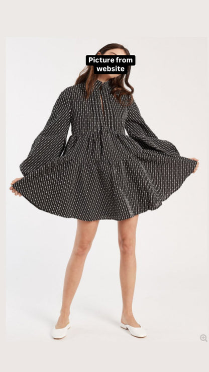 "C/MEO COLLECTIVE" Black & white dress - Size XS