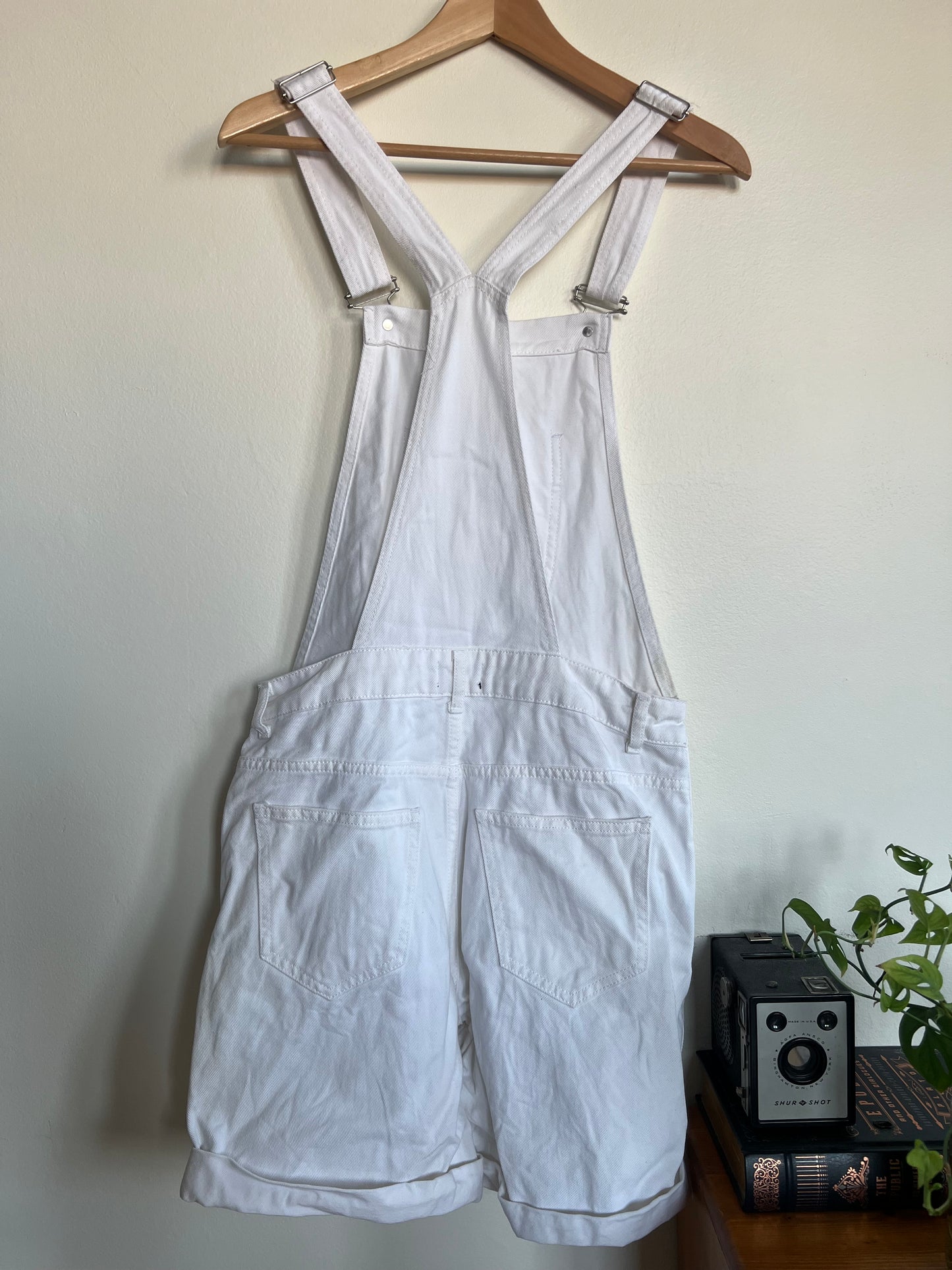 "boohooMAN" Relaxed Fit Short Overalls / Size 28 / Unisex