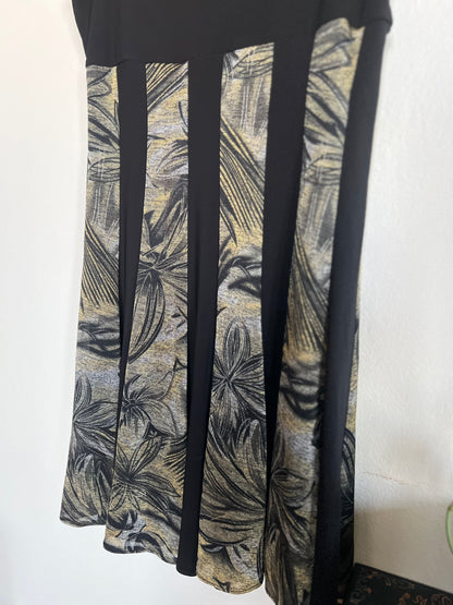 "Sharon Max" black tropical dress / Size M