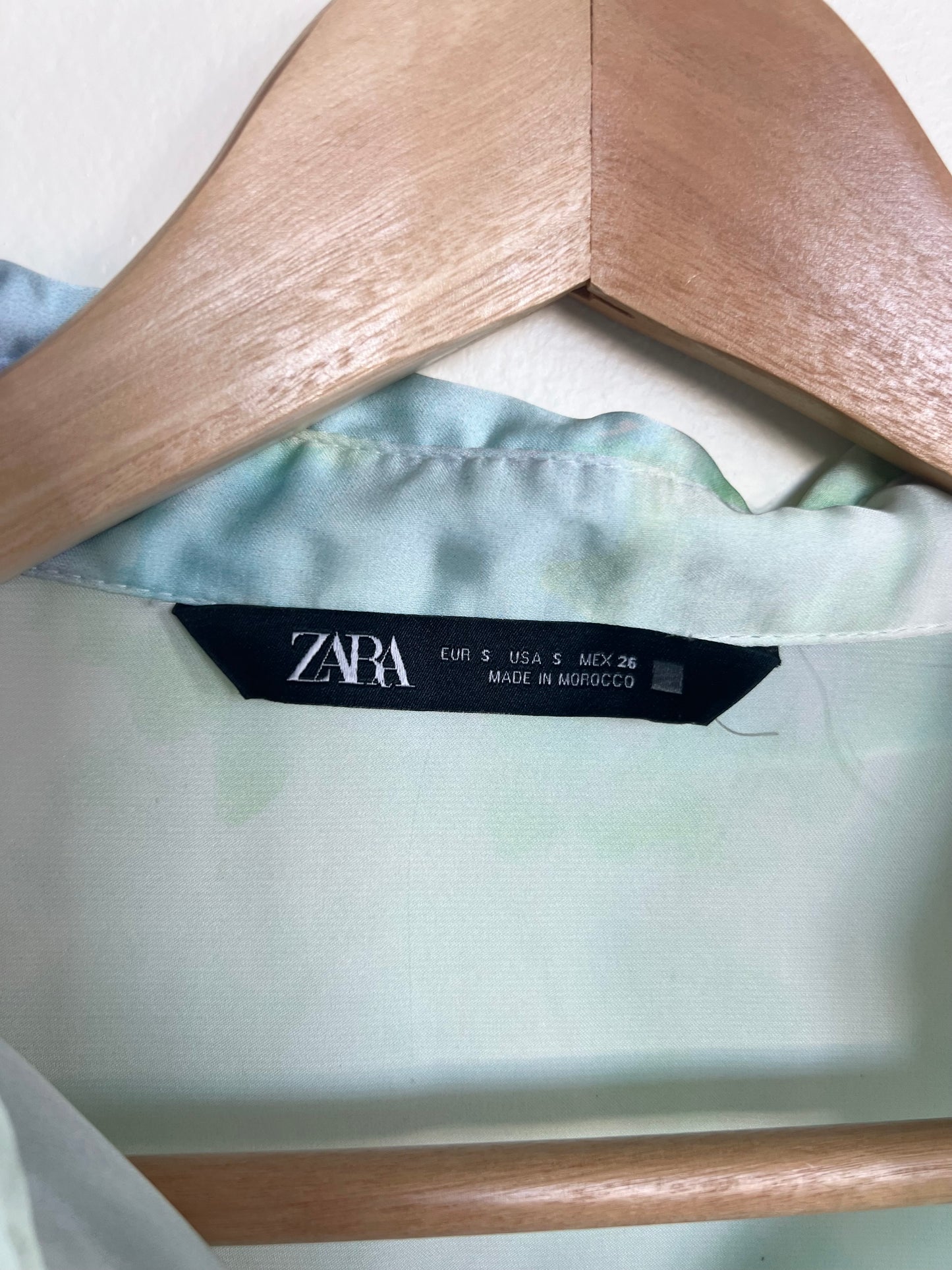 "Zara" silk button-down multicolor blouse / SIze S