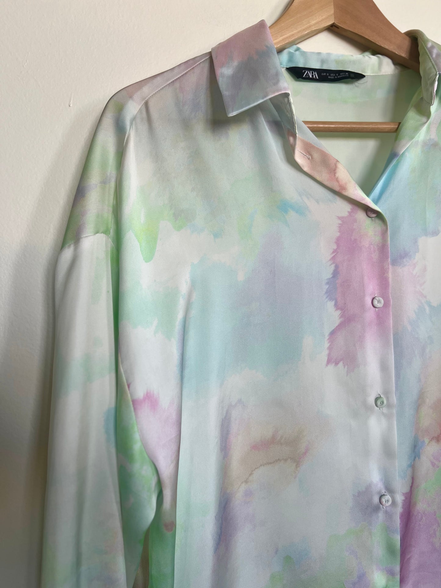 "Zara" silk button-down multicolor blouse / SIze S