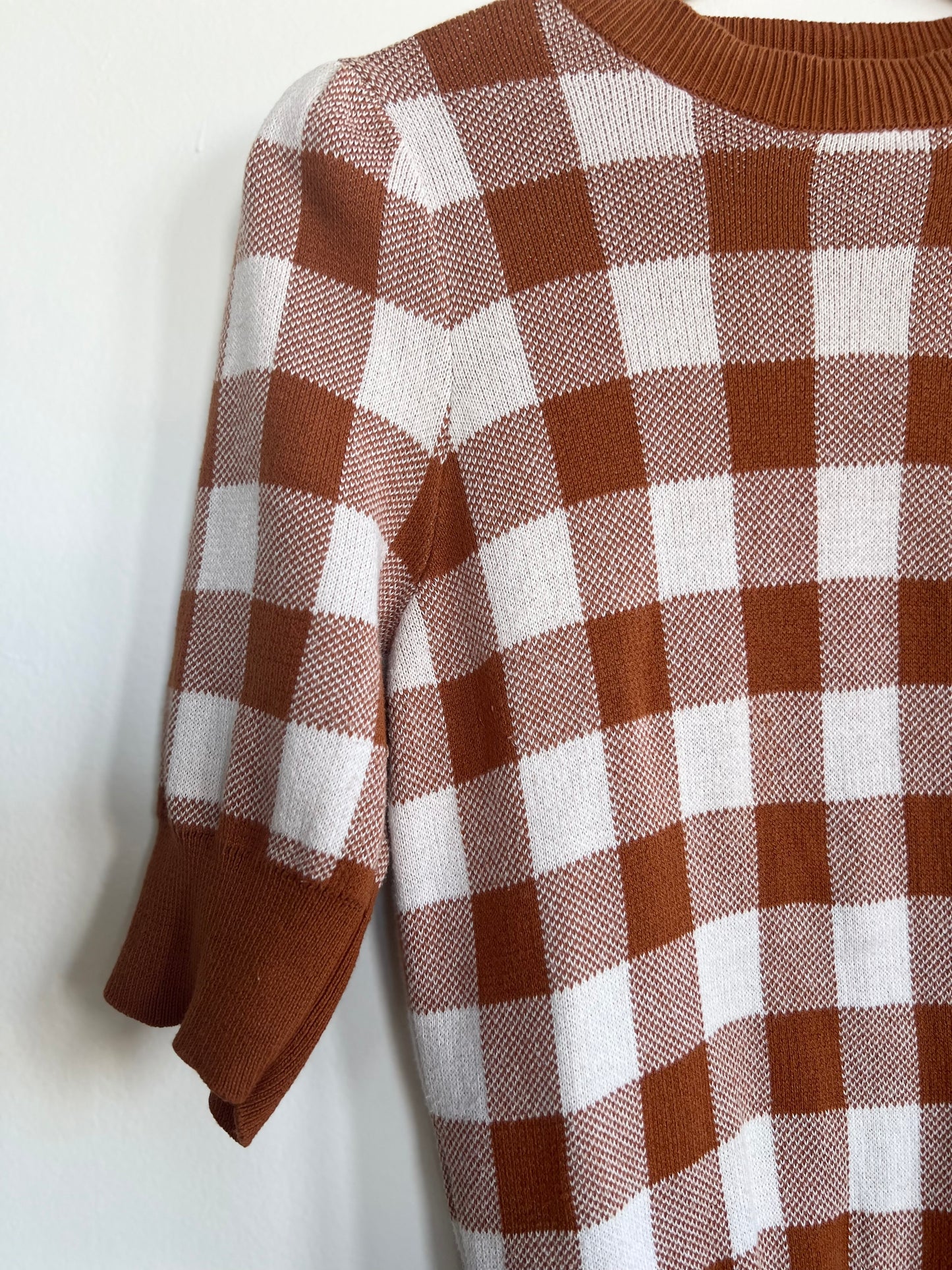 "Ann Taylor" petite brown and white checkered knit sweater / Size Sp