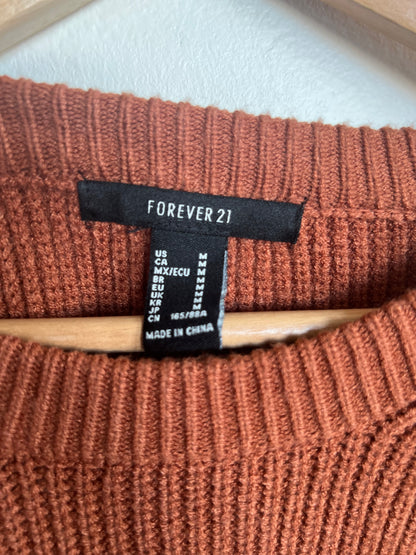 "Forever 21" burnt orange cropped sweater / Size M