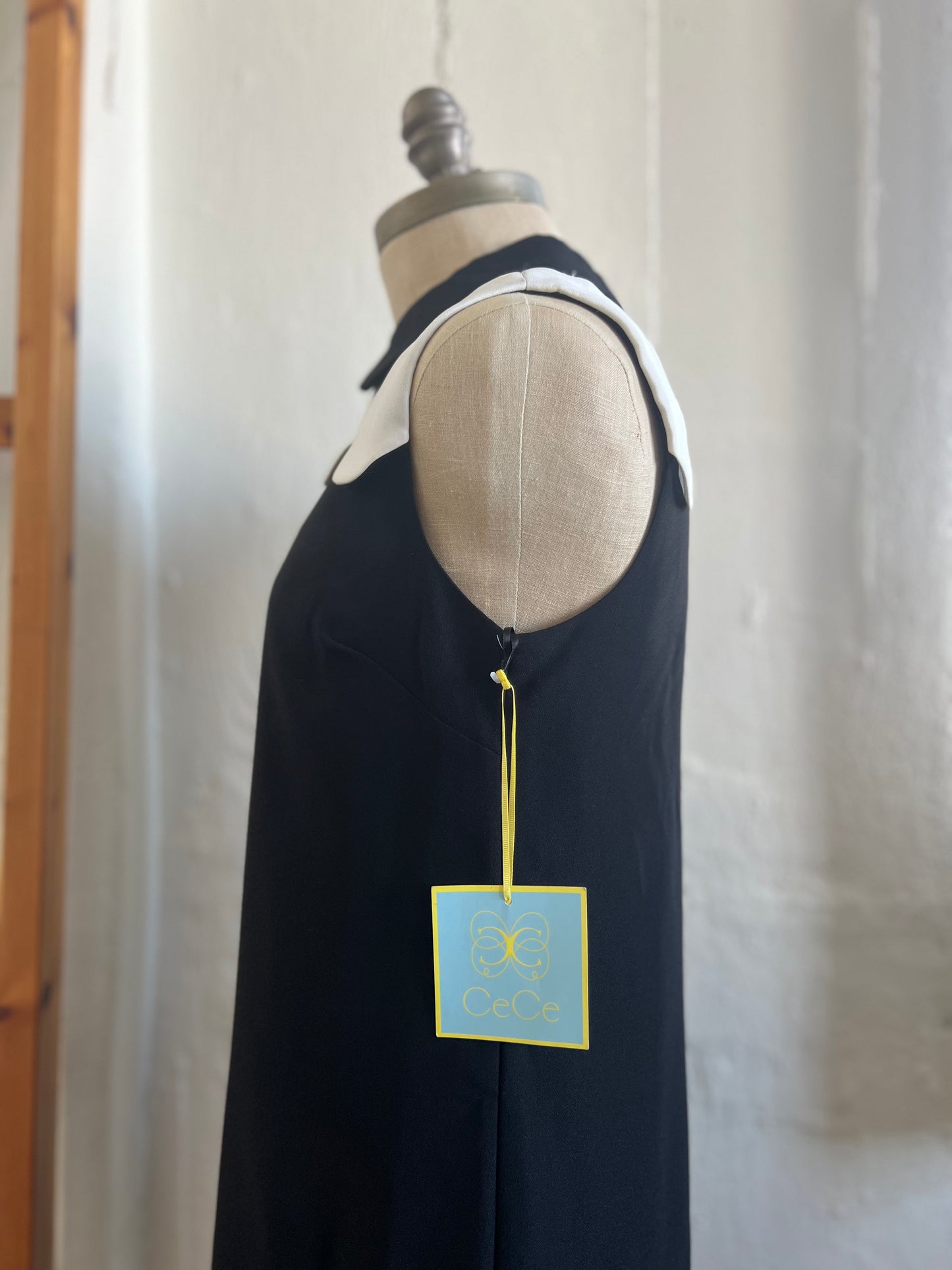 New w/tag "Cece" black & white cocktail dress / Size 6