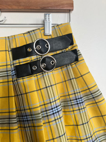 "Forever 21" duel-buckle yellow plaid skirt / Size M