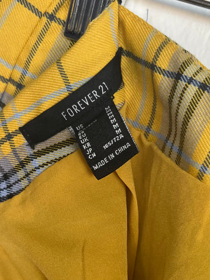 "Forever 21" duel-buckle yellow plaid skirt / Size M