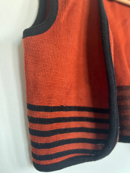 Brown and black vest / Size S