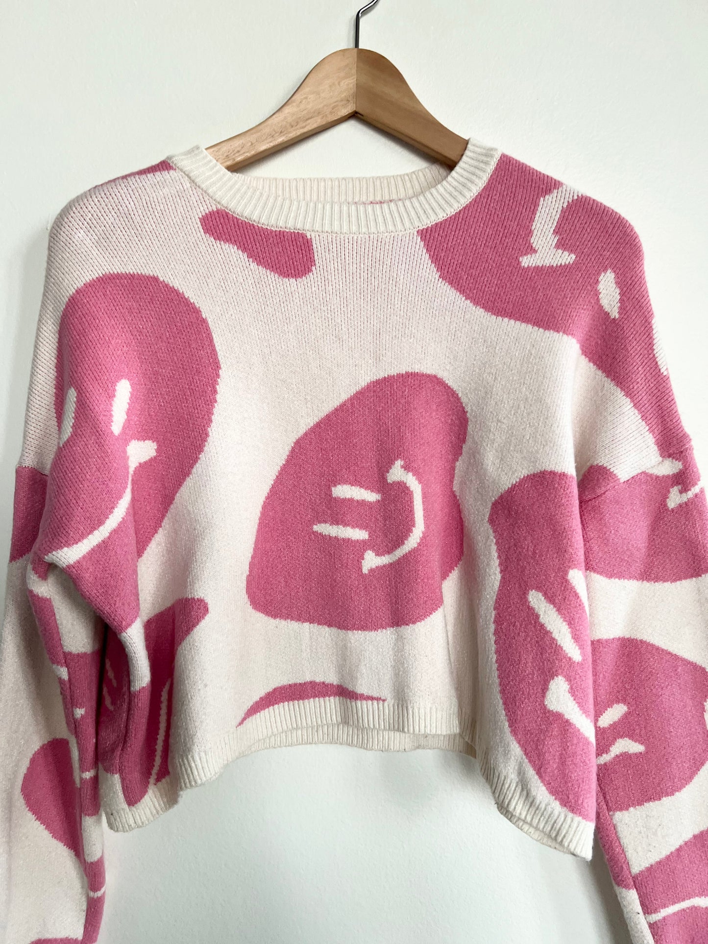 "Moon & Madison" pink and cream smiley faces sweater / Size XS