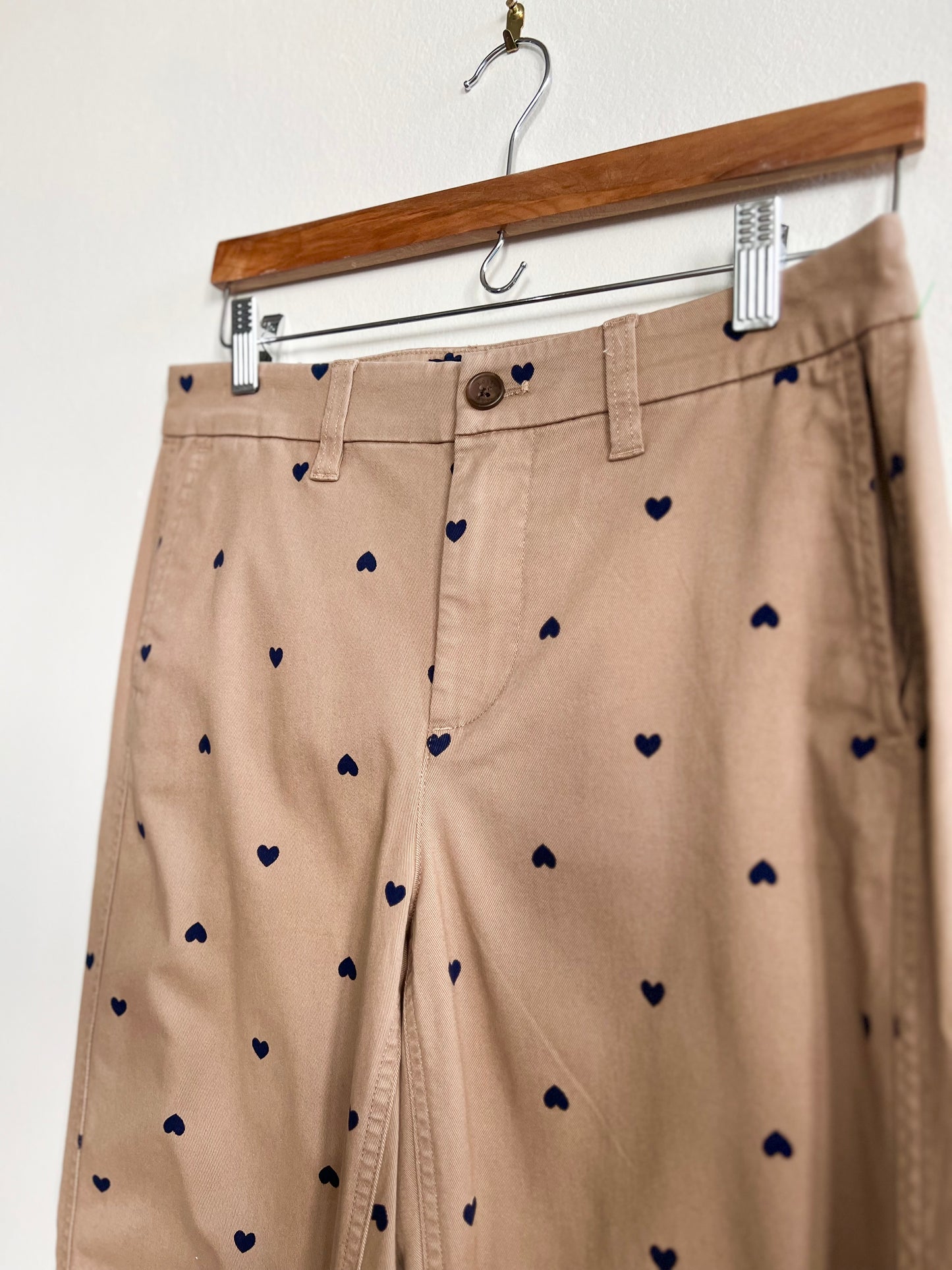 New with tag: "J Crew"- Printed high-rise girlfriend chino pant / Size 4