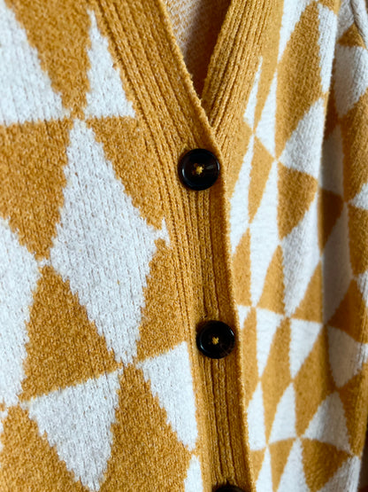 "Belle" - Argyle Pattern Drop Shoulder Cardigan / Size XL