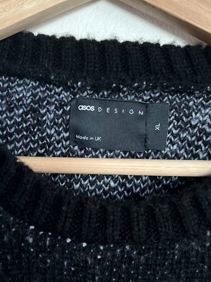 "ASOS DESIGN" Knitted fluffy sweater in black & white checkerboard / Size XL
