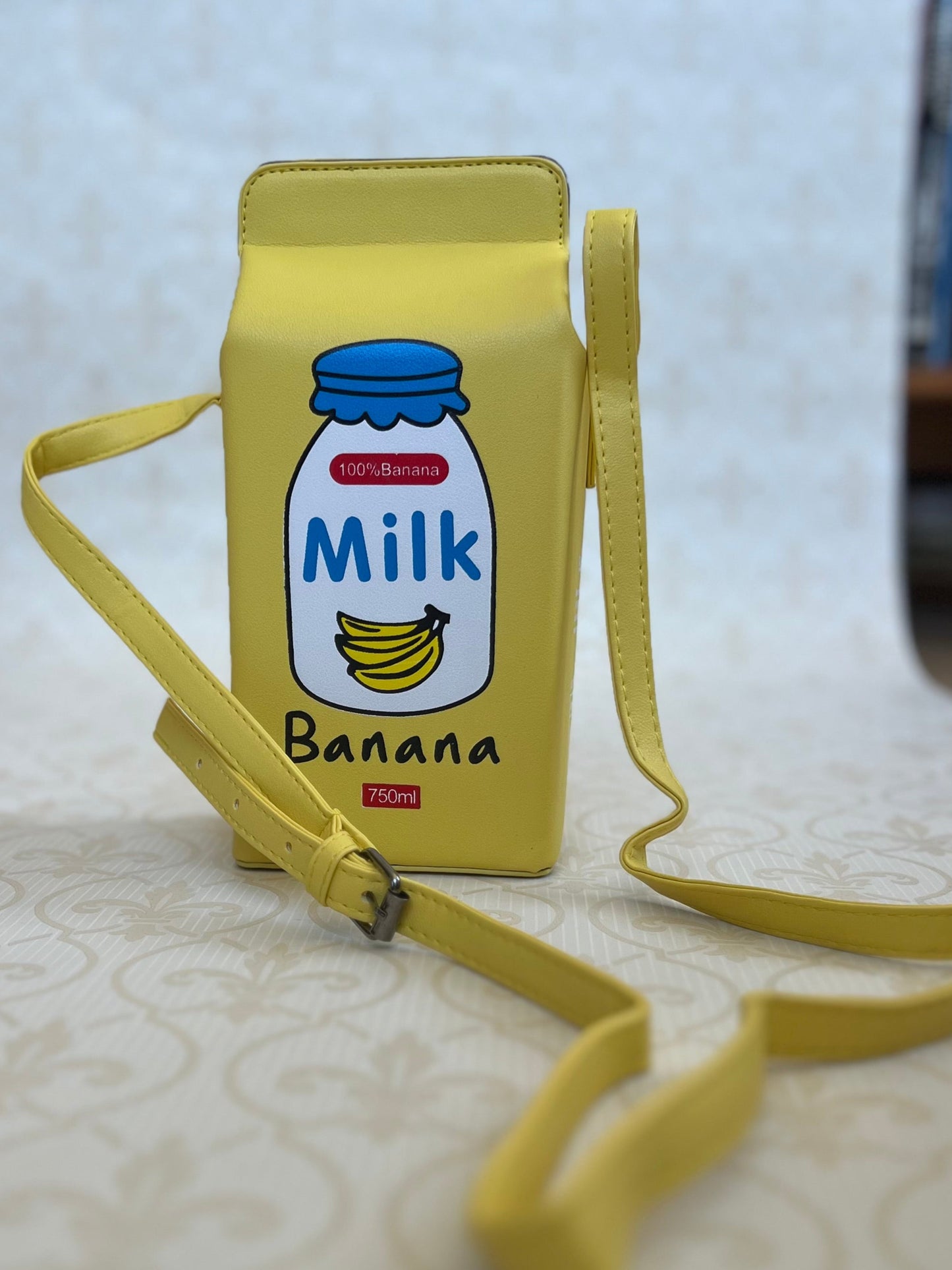 Banana purse