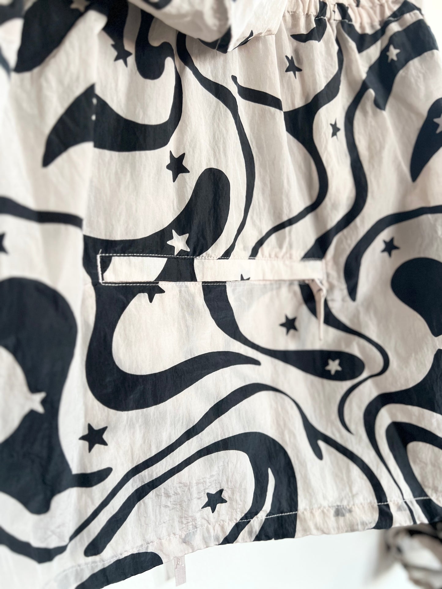 "Joylab" Packable Tan and Black Star Windbreaker Running Jacket / Size S