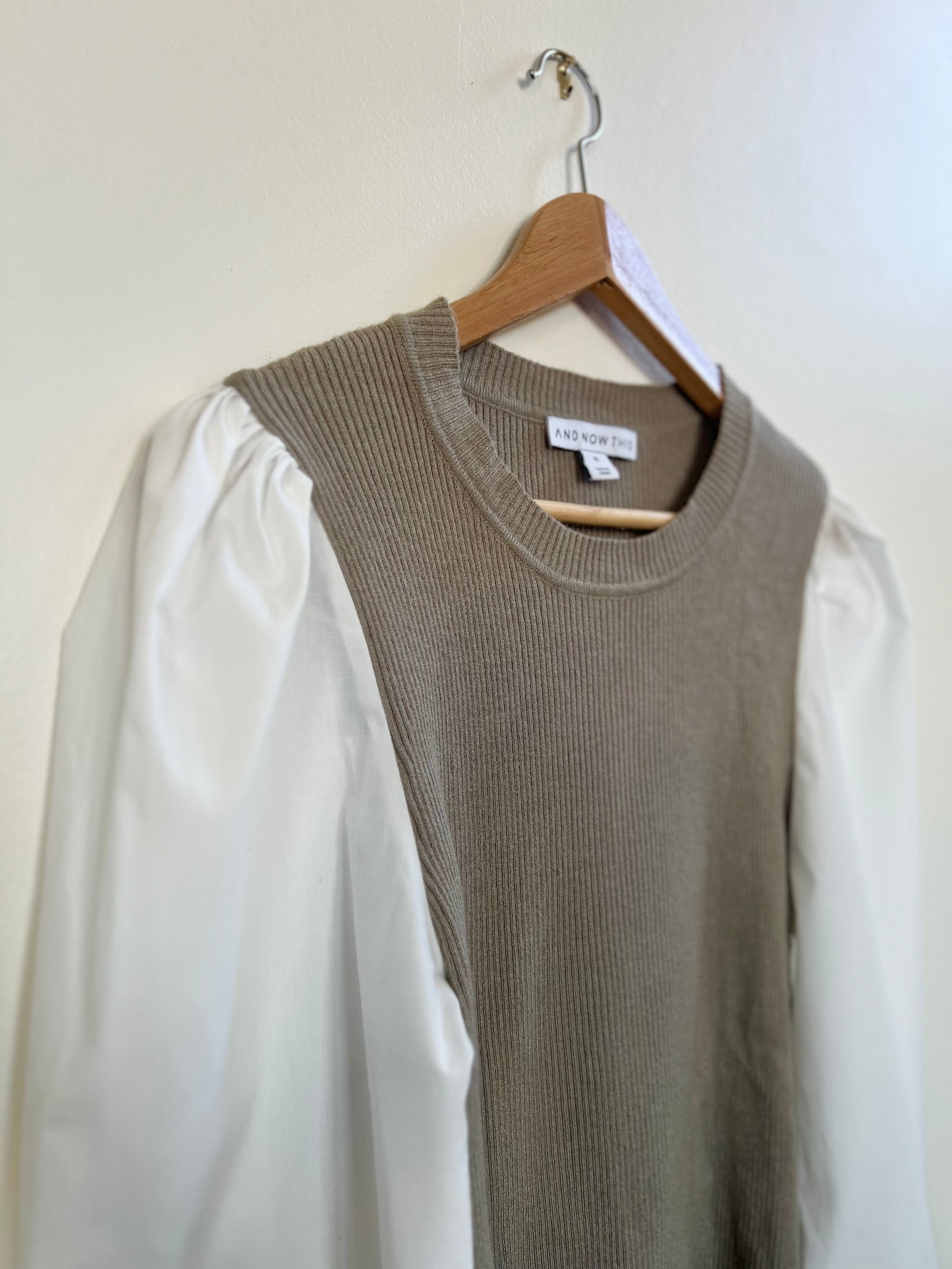 "And now this" long sleeves shirt - Size XL
