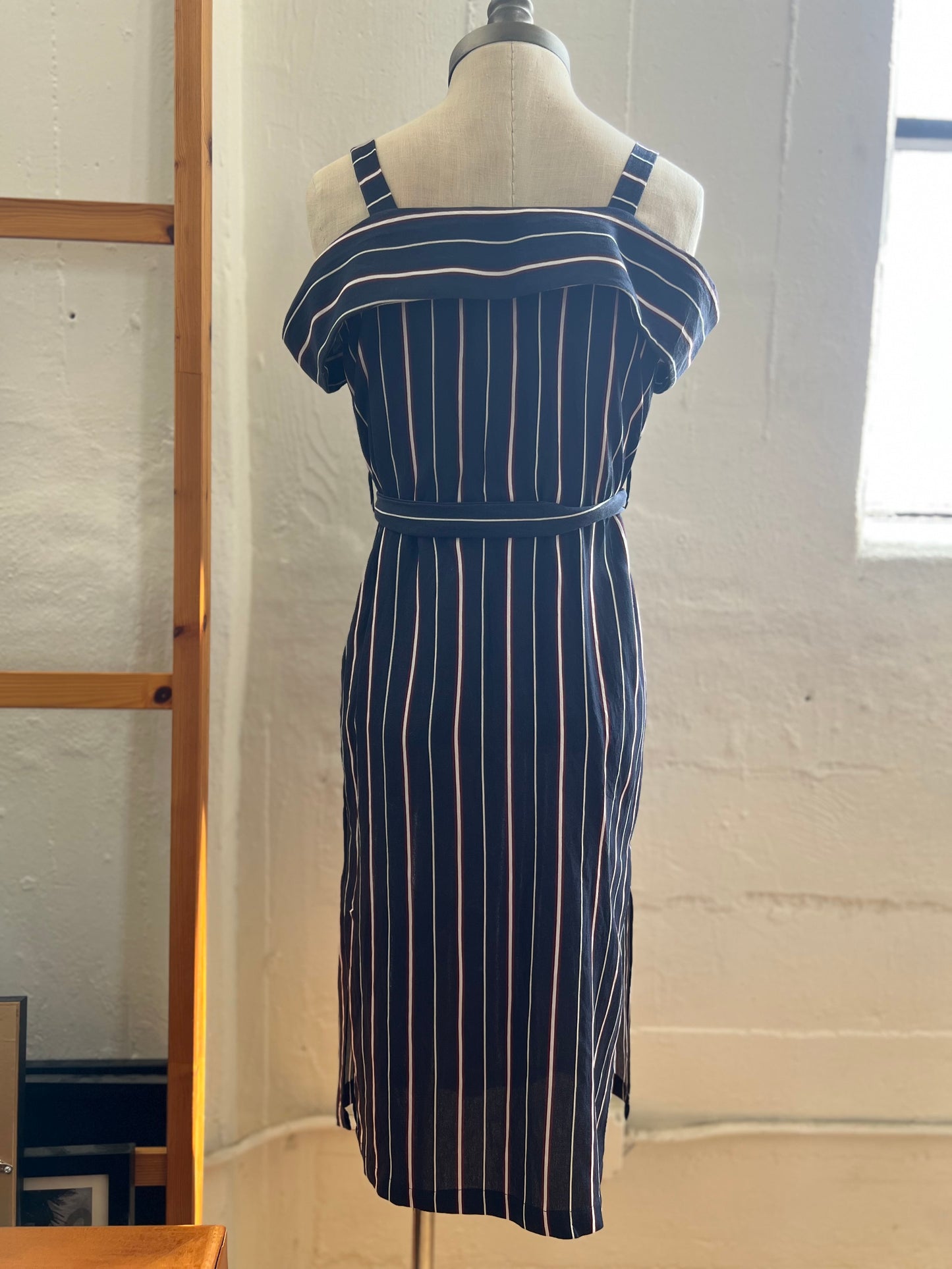 "Lush" dress with stripes - Size XS
