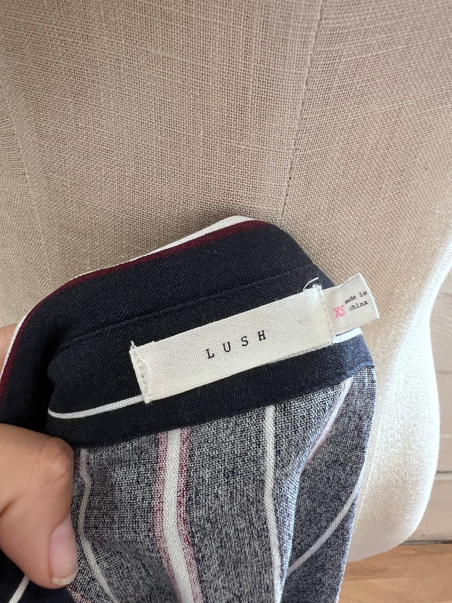 "Lush" dress with stripes - Size XS