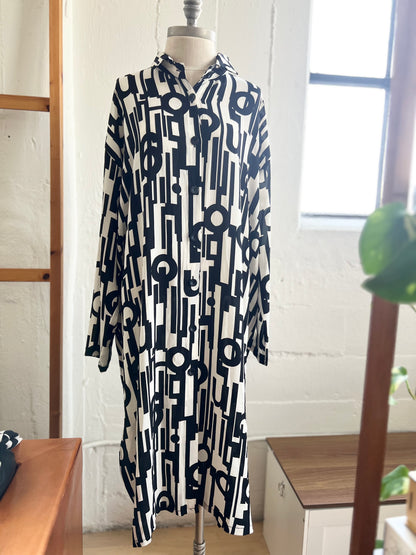 "Transparente" black label dress / Size L