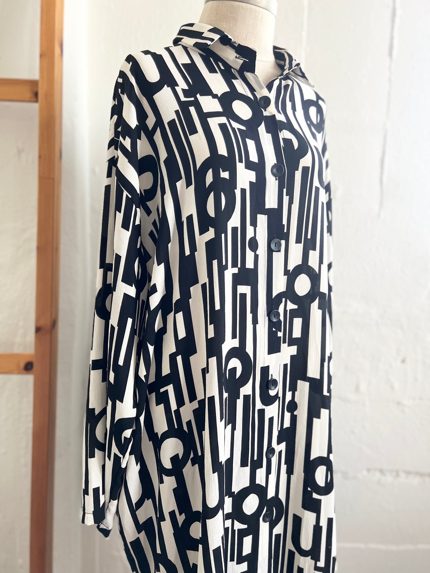 "Transparente" black label dress / Size L