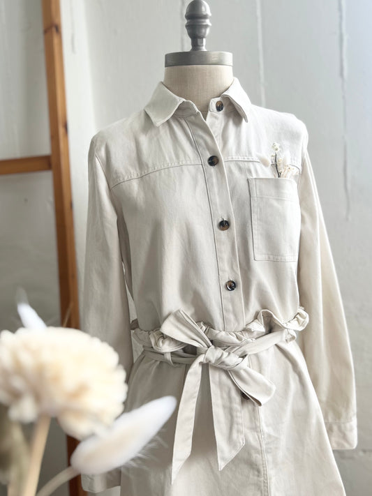 "Who what wear" button shirt dress with classic collar and belt / Size M
