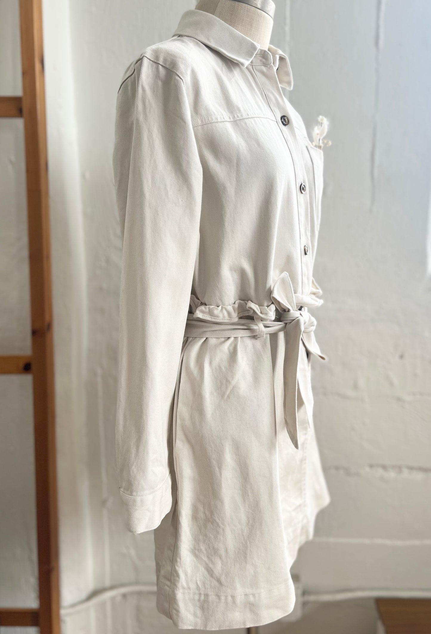 "Who what wear" button shirt dress with classic collar and belt / Size M