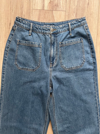 "On 34th" high-rise and wide-leg jeans / Size 10