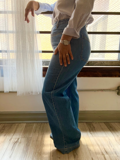 "On 34th" high-rise and wide-leg jeans / Size 10