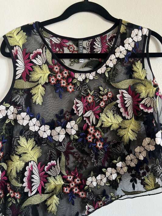 "STAPLES" flower and transparent top