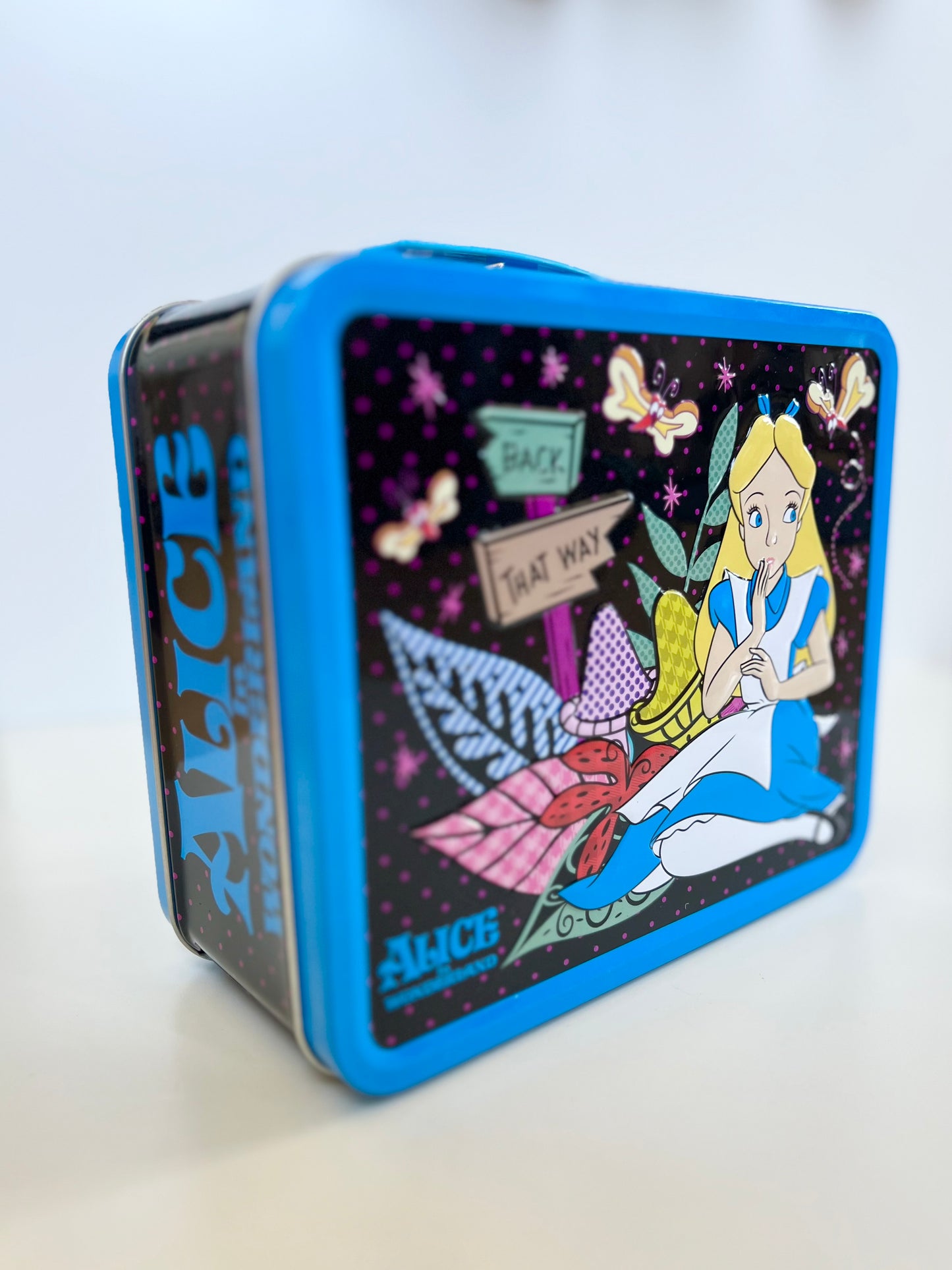 "Loungefly" & "Disney" Alice in Wonderland lunch box