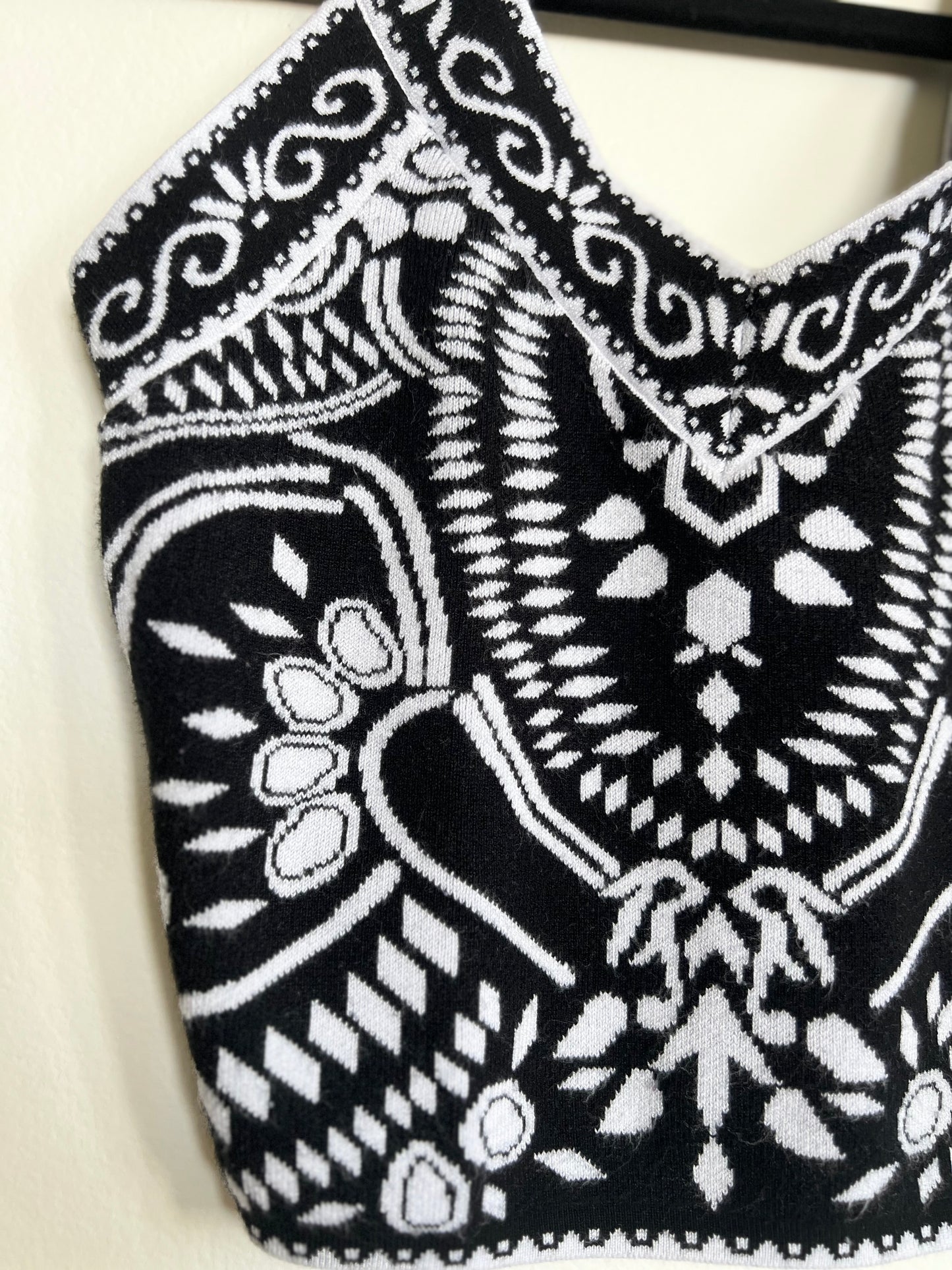 "Express" black & white patterned tank top - Size S