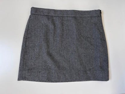 "GAP" black & white skirt - Size 6