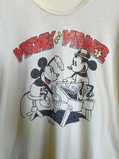 "Junk Food" Mickey Mouse & Minnie short sleeve t-shirt / Size M
