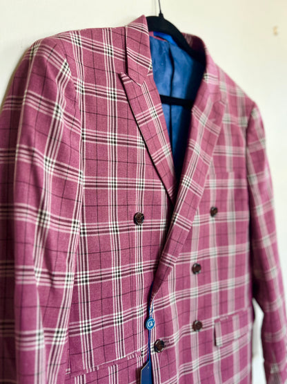 "Gino Vitale" slim fit pink suit - Size 40s/34w