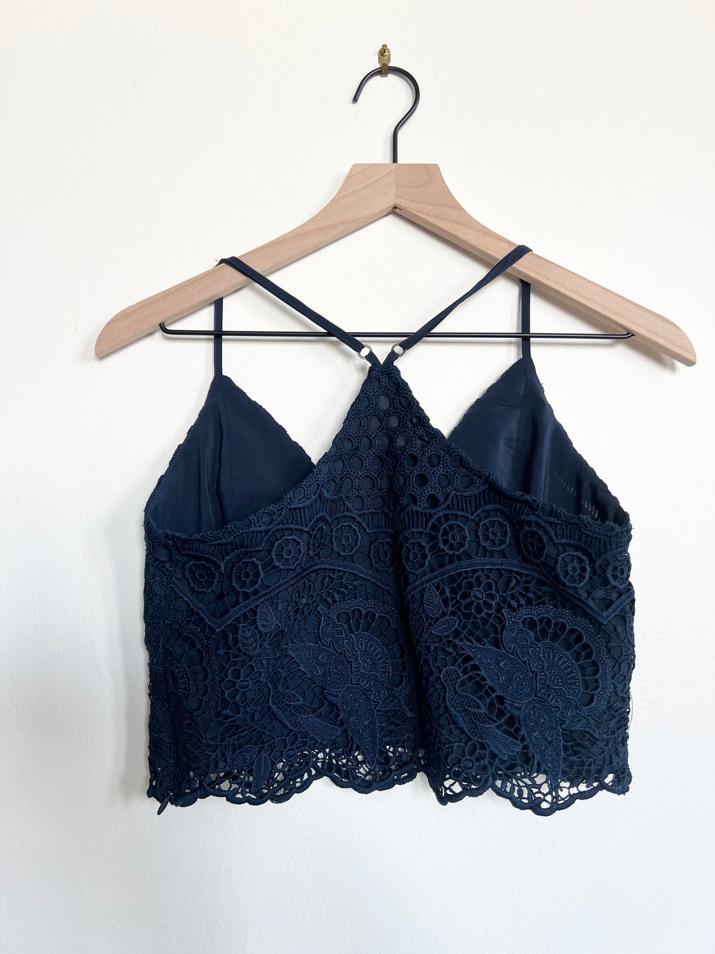 "Abercrombie and Fitch" crochet crop top - Size M
