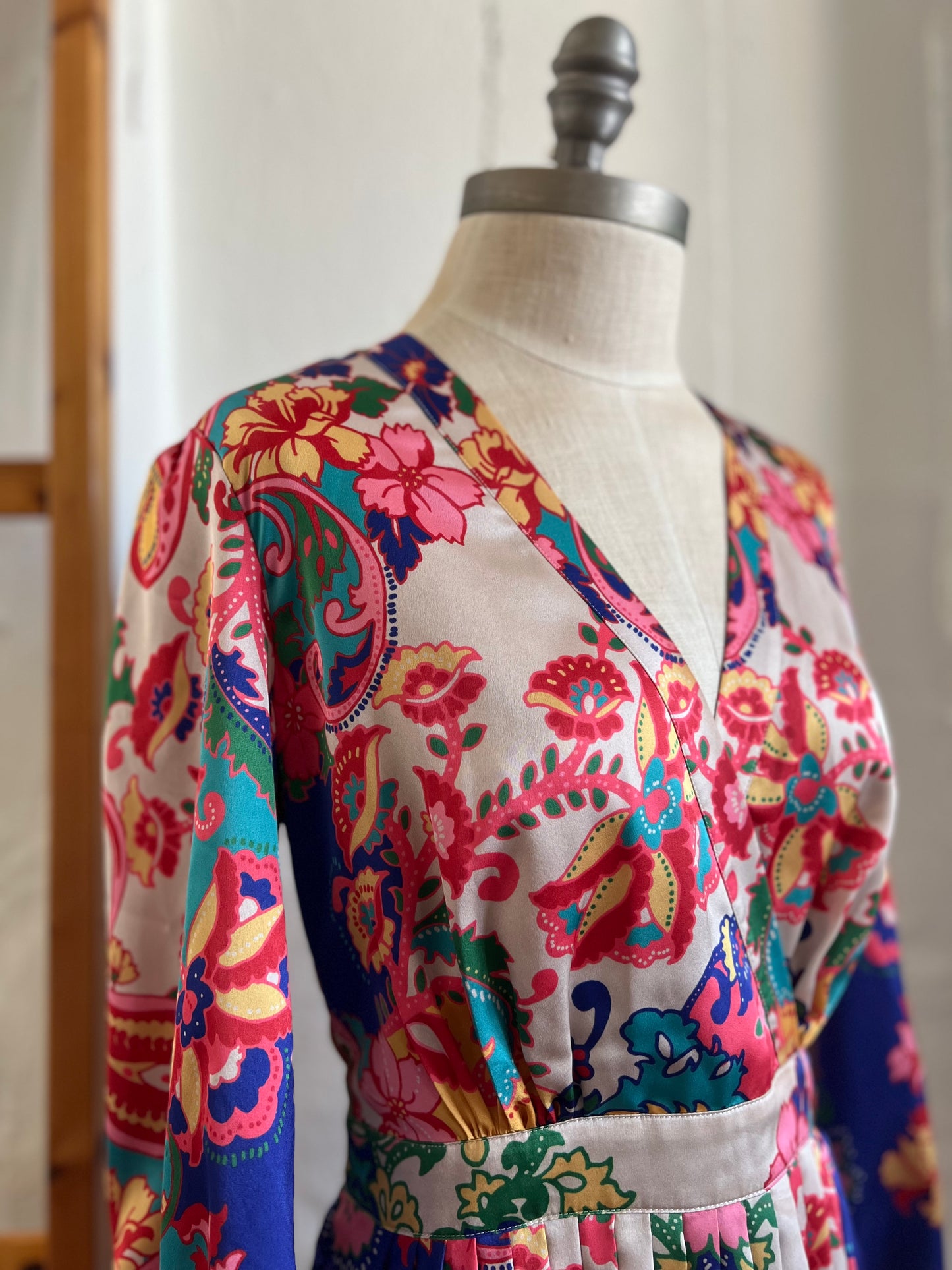 "MARCIANO by Guess" flower dress - Size 4