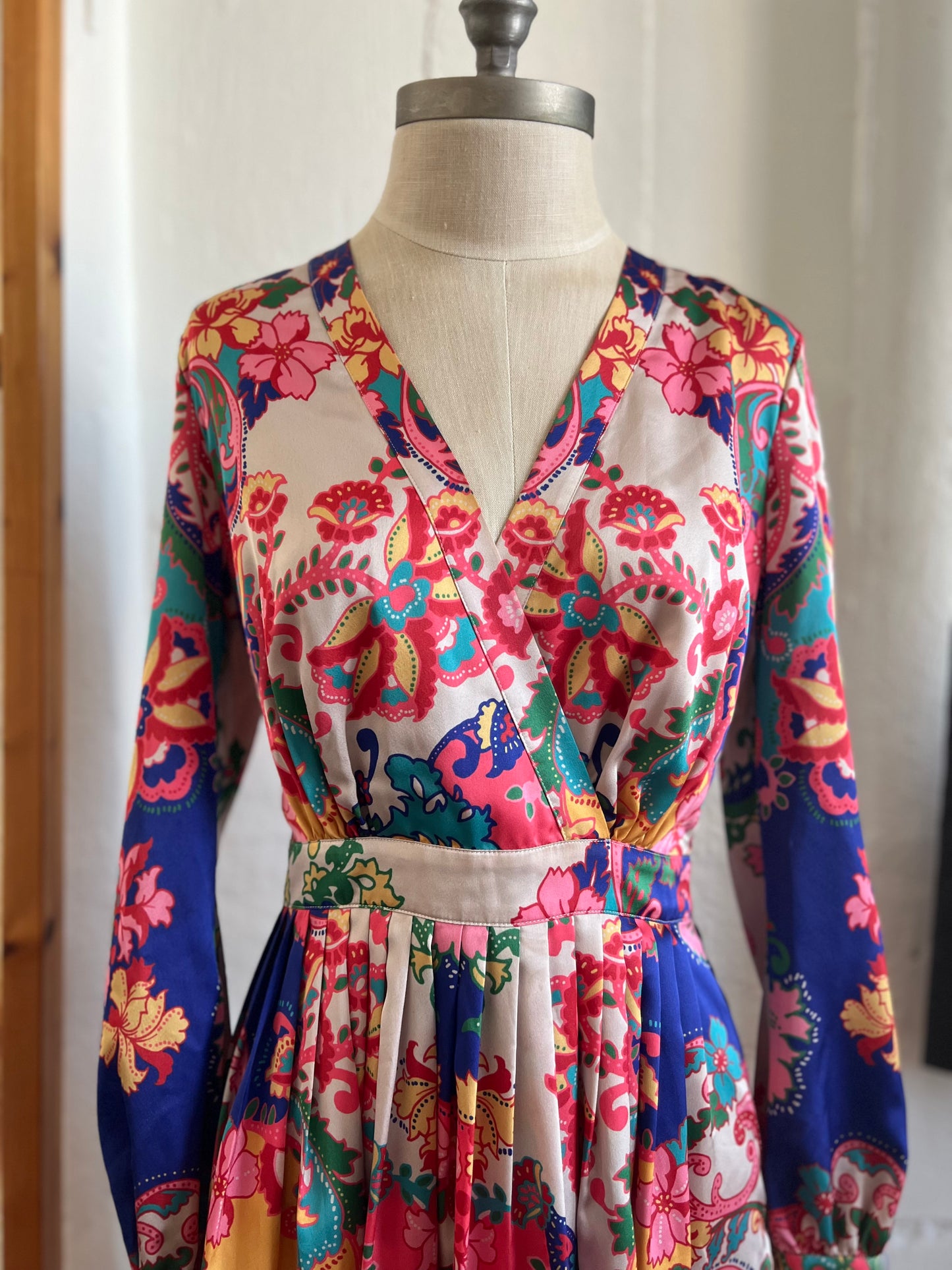 "MARCIANO by Guess" flower dress - Size 4
