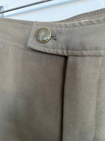 "Banana Republic" olive green shorts / Ryan fit - Size 6