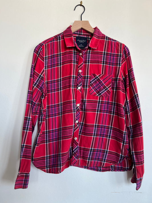 "American Eagle Outfitters" button up red shirt - Size L