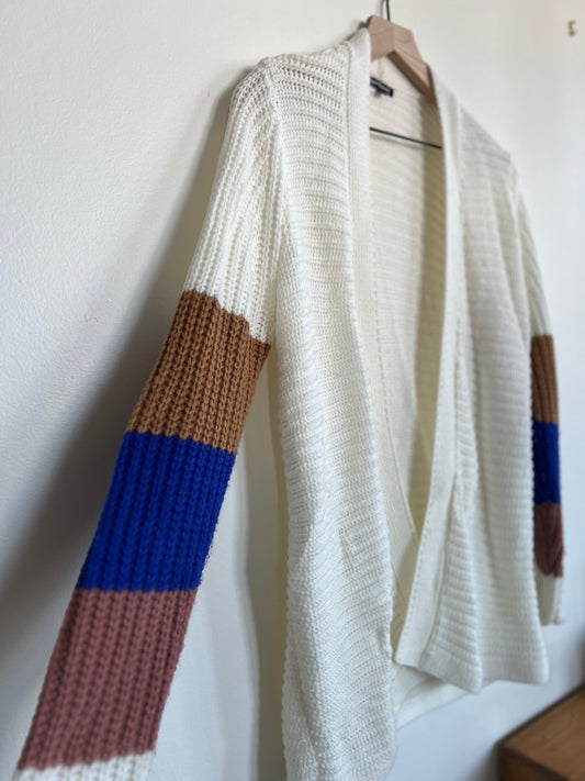 "Pink Clover" white with color sleeves sweater - Size S