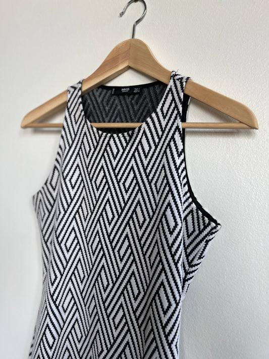"MANGO" black & white dress- Size S