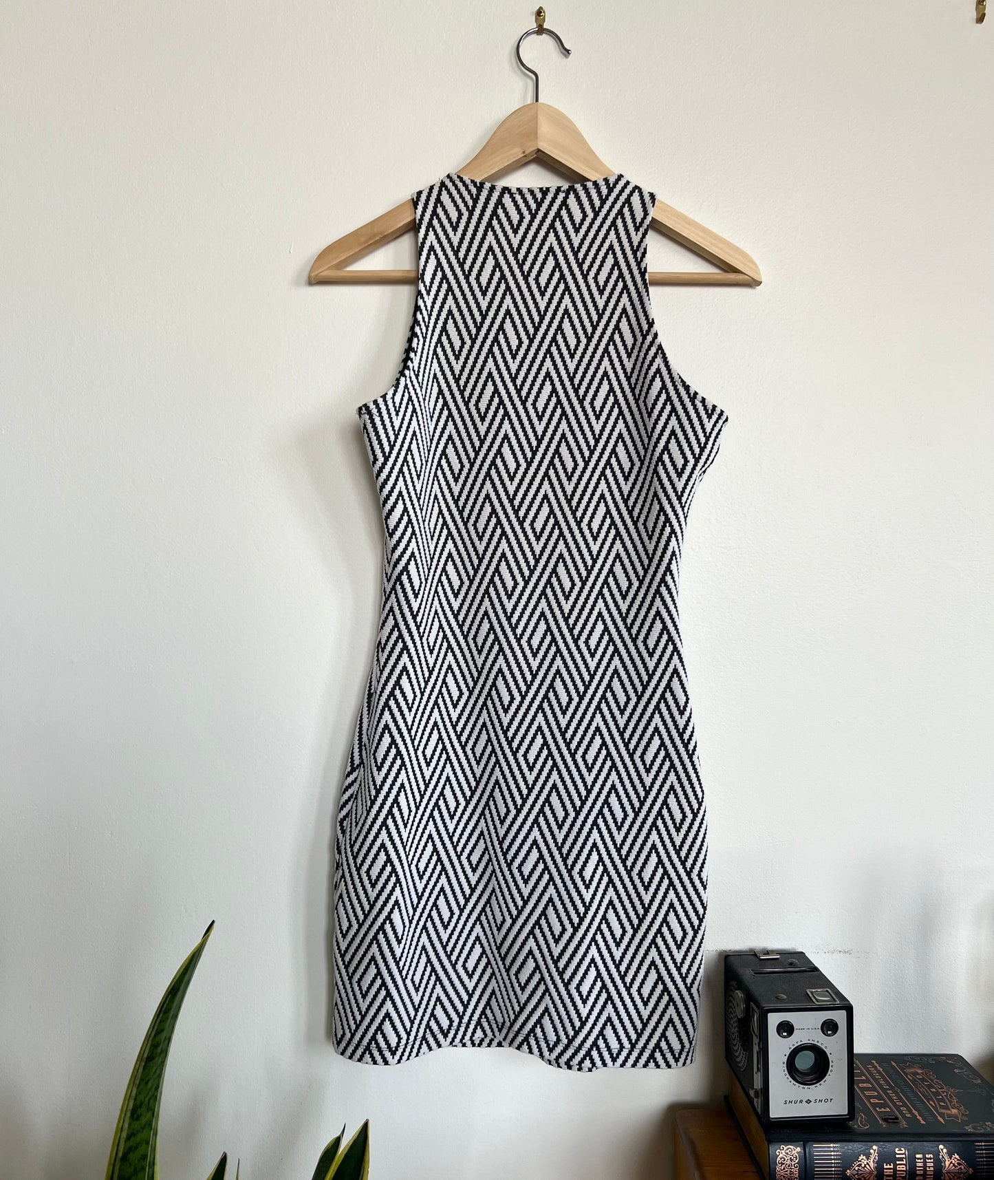 "MANGO" black & white dress- Size S