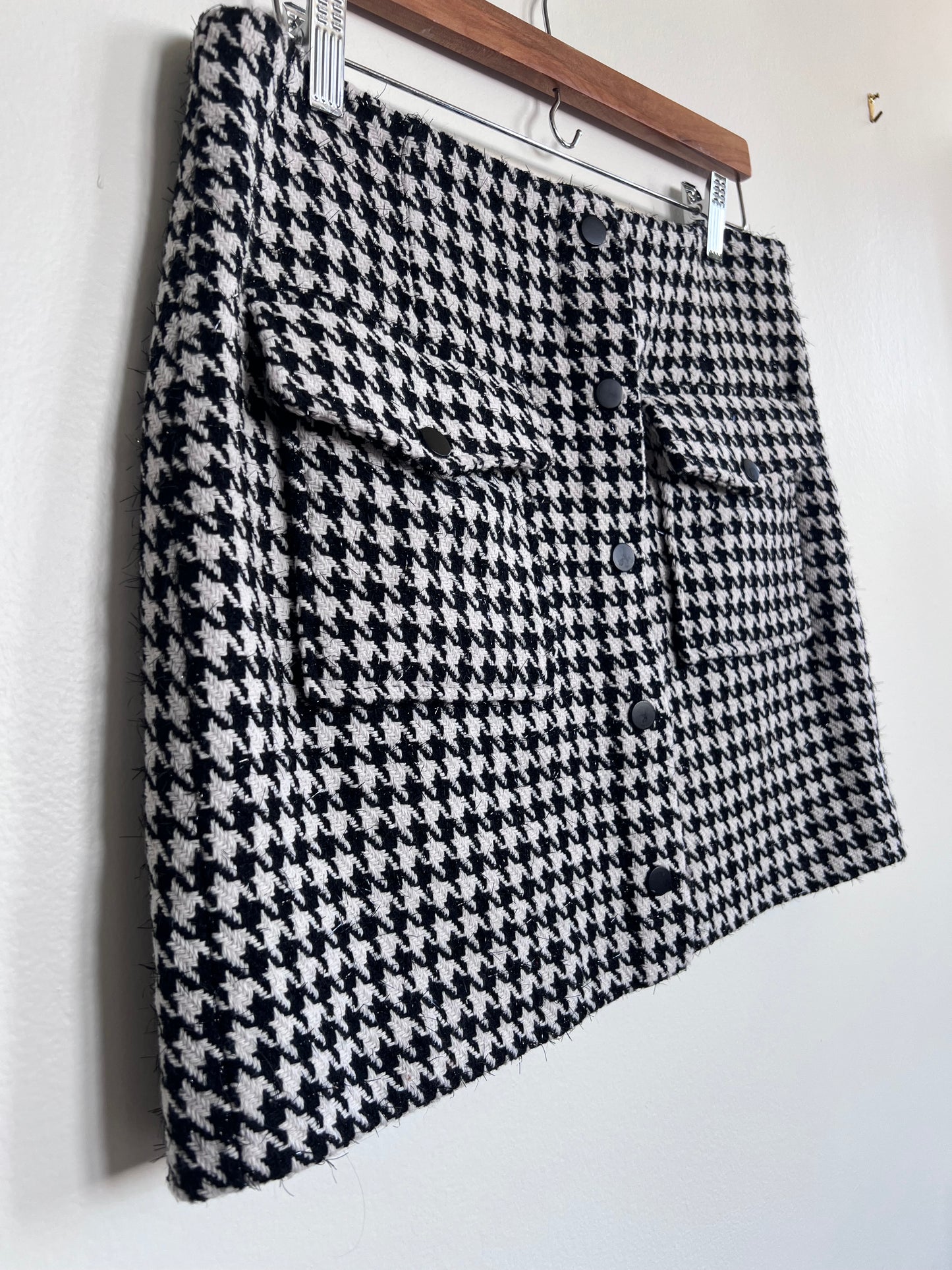 "WAYF" Herringbone Checkered Tailored Mini Skirt - Size L