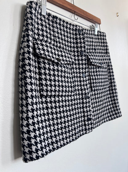 "WAYF" Herringbone Checkered Tailored Mini Skirt - Size L