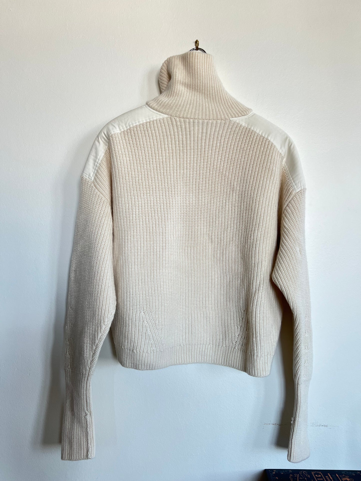 "And other stories" white sweater / zip up with pockets and leather shoulders - Size S