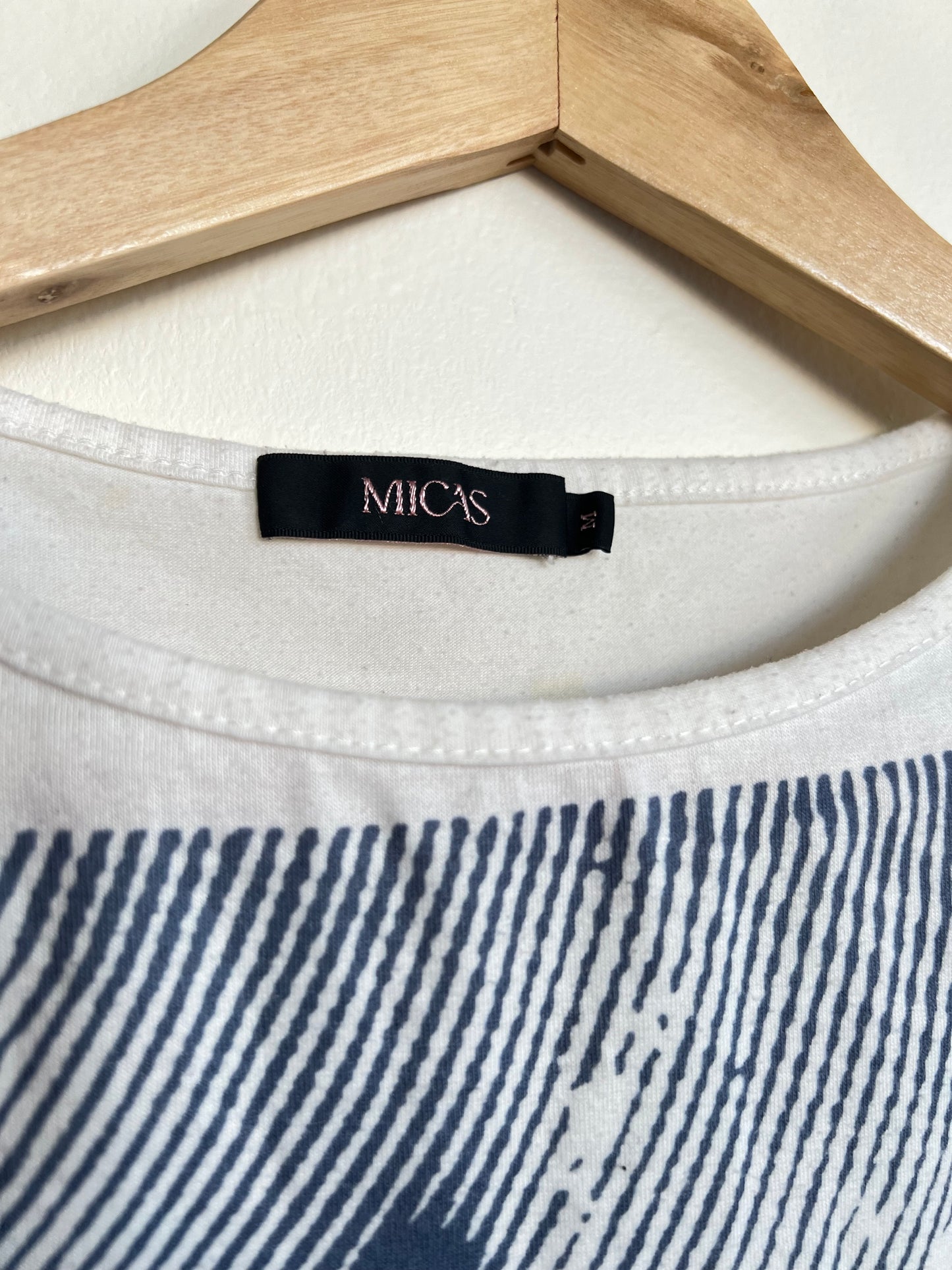 "Micas" tank top with drawing / Size M