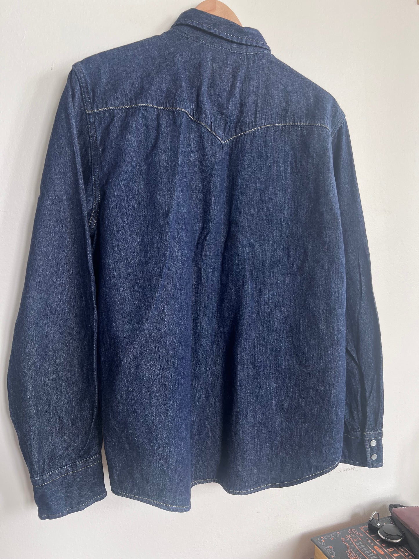"Levi's" Blue Western Cowboy denim jean shirt / Size M