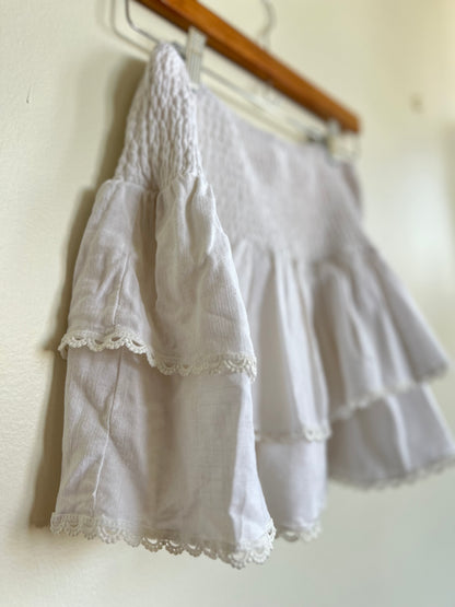"Lost in lunar" ruffle mini skirt / Size M (runs small)