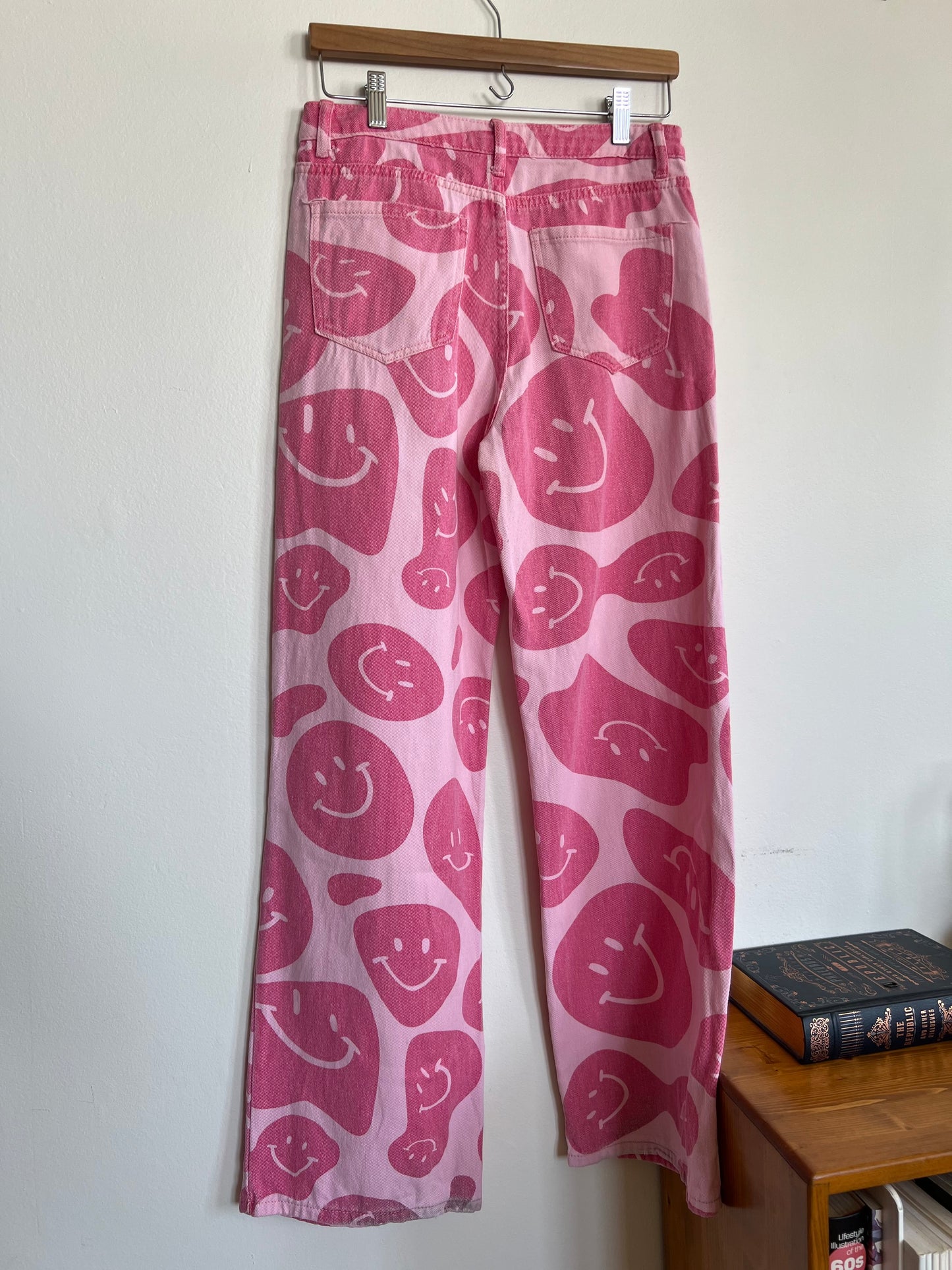 "Nectar x clothing" smiley face pink pants - Size M